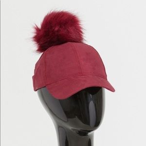 Pom-Pom Cap